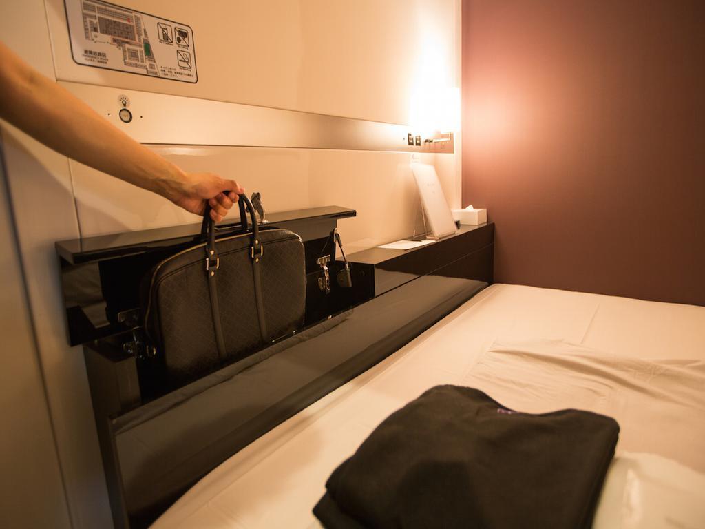 First Cabin Kansai Airport Sennan Екстер'єр фото