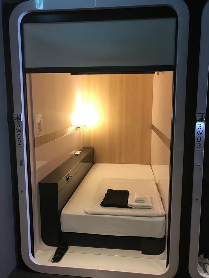 First Cabin Kansai Airport Sennan Екстер'єр фото
