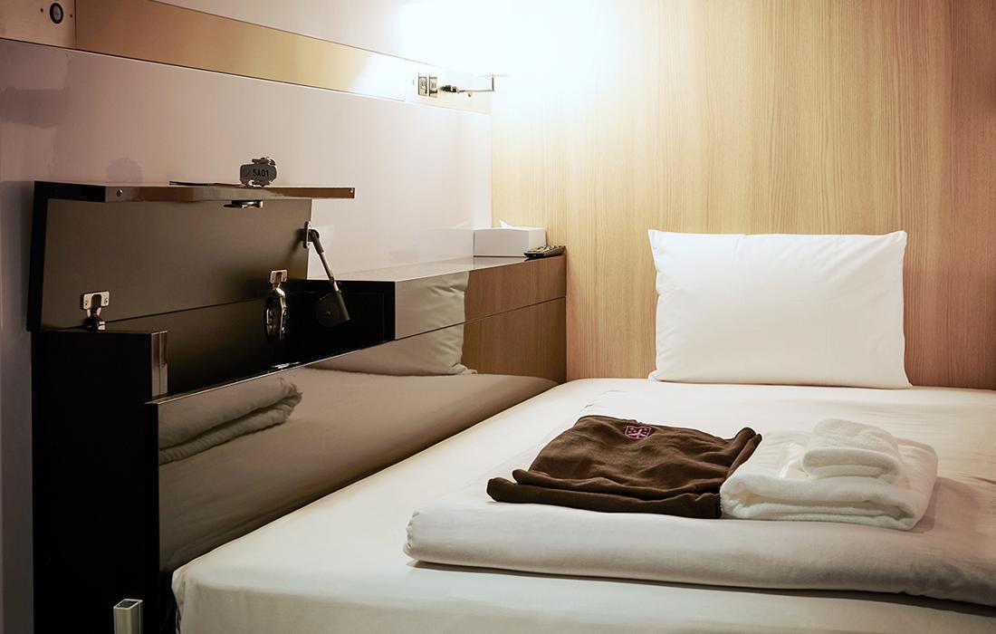 First Cabin Kansai Airport Sennan Екстер'єр фото